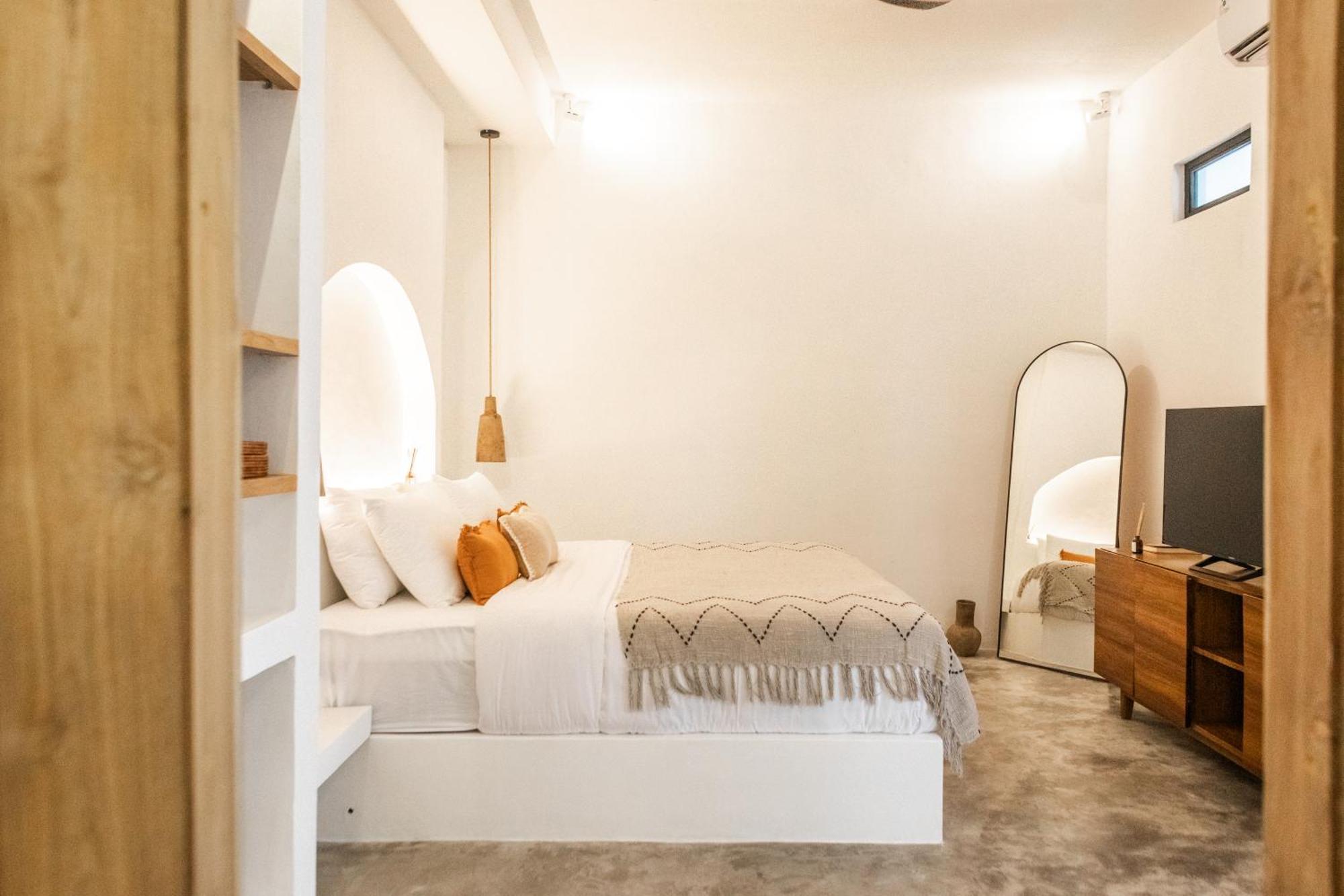 Nmbr One - New 2br For Remote Travelers In Canggu (Bali)